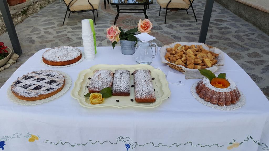 Вілла Borgo Santa Lucia Кропані Екстер'єр фото