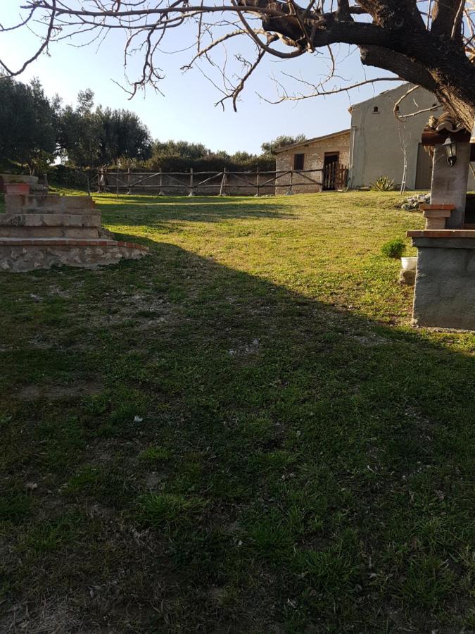 Вілла Borgo Santa Lucia Кропані Екстер'єр фото